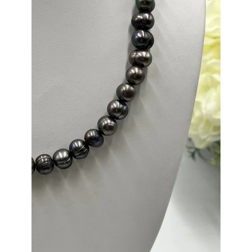 The Unbranded Brand these pearls
